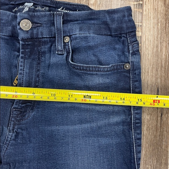 7 For All Mankind Emma Straight Leg Jeans Ladies Size 27/ 4 US-Monday SALE! - Picture 9 of 9